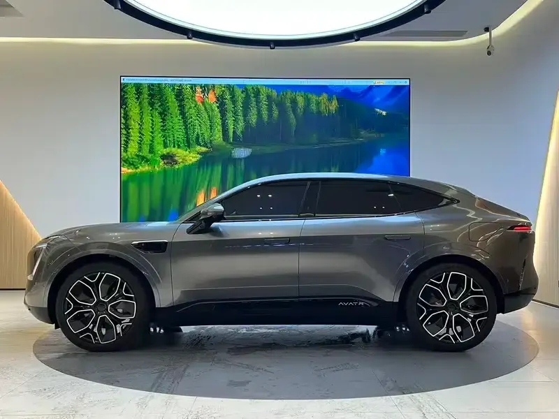 Avita 11 2022 Model, Extended Range Dual Motor Luxury Edition, 4-Seater — миниатюра 4