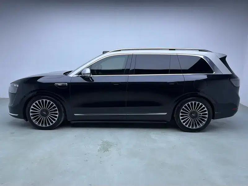 Wenjie M9 2024 Ultra Range Extended 6-Seater — миниатюра 4