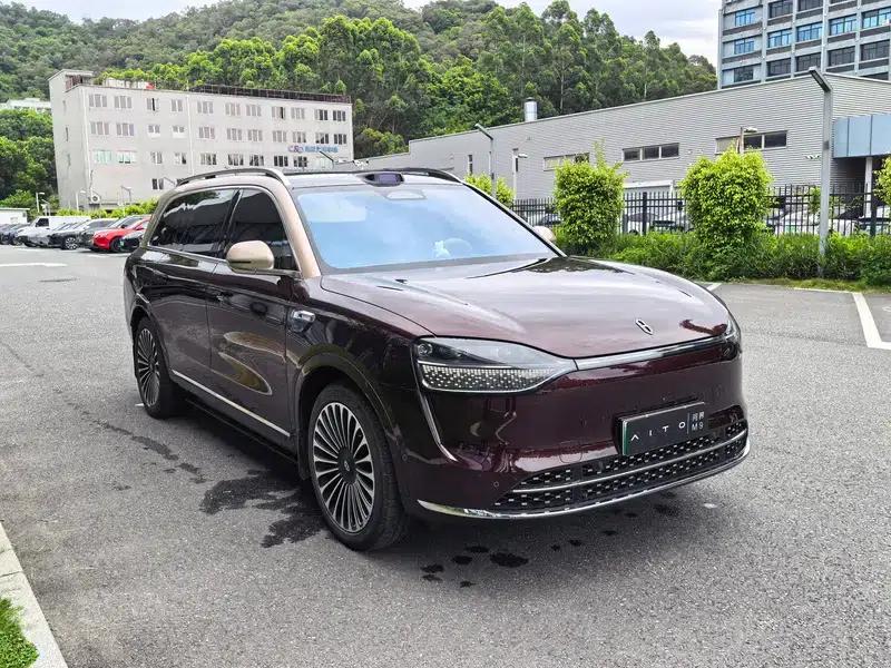 Wenjie M9 2025 Ultra Range Extended 5-Seat Version (192-line LiDAR) — миниатюра 3