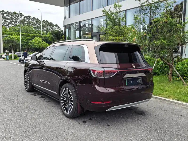 Wenjie M9 2025 Ultra Range Extended 5-Seat Version (192-line LiDAR) — миниатюра 5