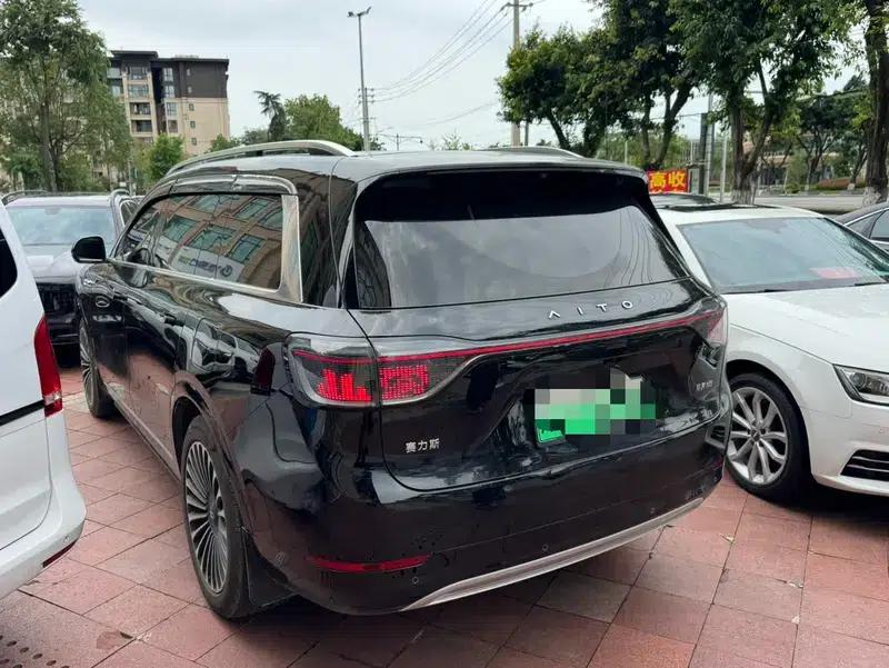 Wenjie M9 2024 Extended Range Ultra 5-Seater — миниатюра 2