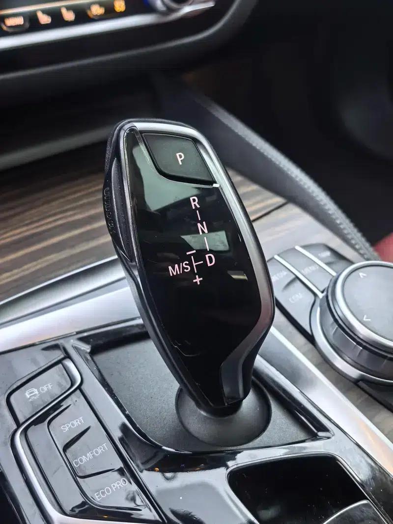 BMW 5 Series 2021 530Li Luxury Package — миниатюра 19