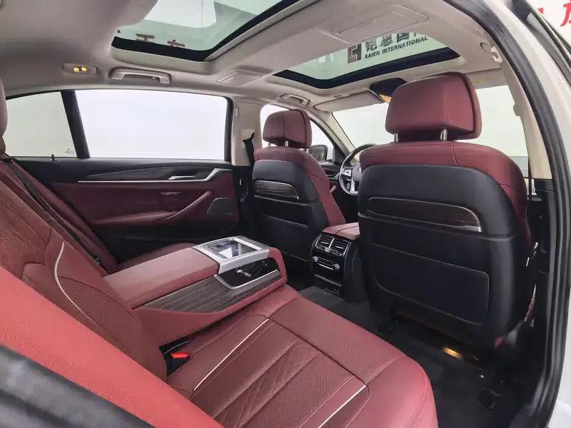 BMW 5 Series 2021 530Li Luxury Package — миниатюра 33