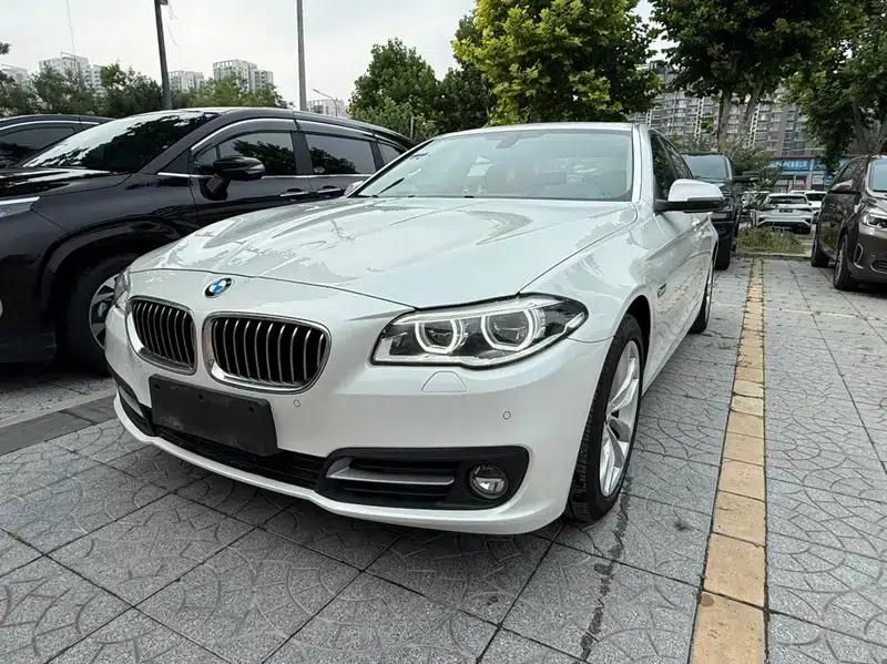BMW 5 Series 2015 535Li Leading Edition — миниатюра 1