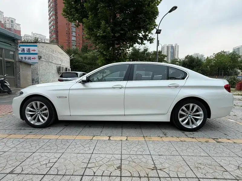 BMW 5 Series 2015 535Li Leading Edition — миниатюра 3