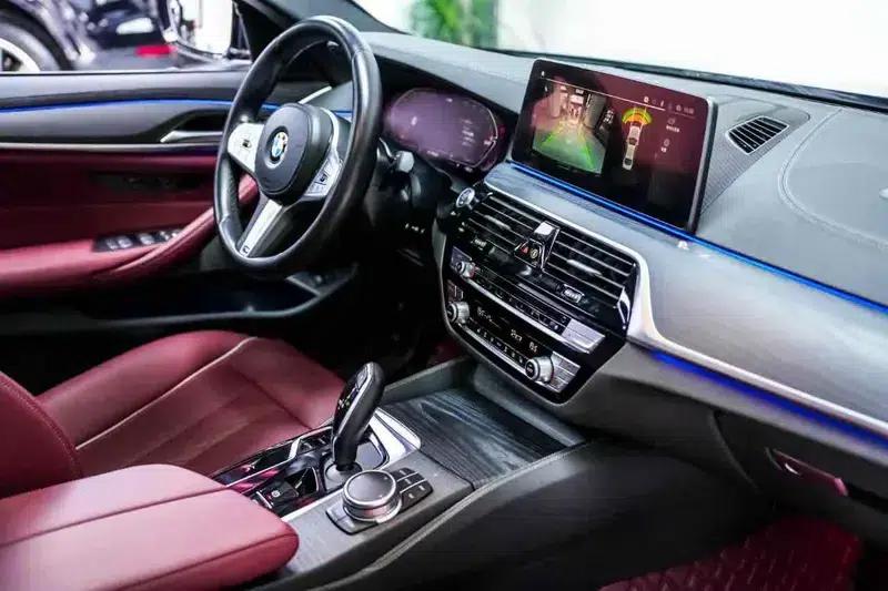 2023 BMW 5 Series Facelift 530Li Leading Edition M Sport Package — миниатюра 7