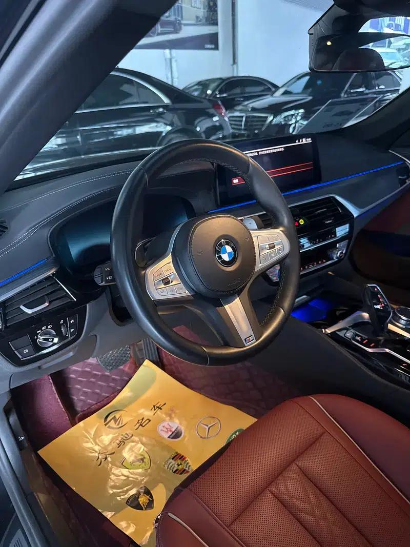 2023 BMW 5 Series Facelift 530Li Leading Edition M Sport Package — миниатюра 9