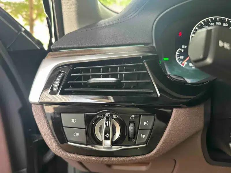 BMW 5 Series 2019 530Li Leading Luxury Package — миниатюра 12