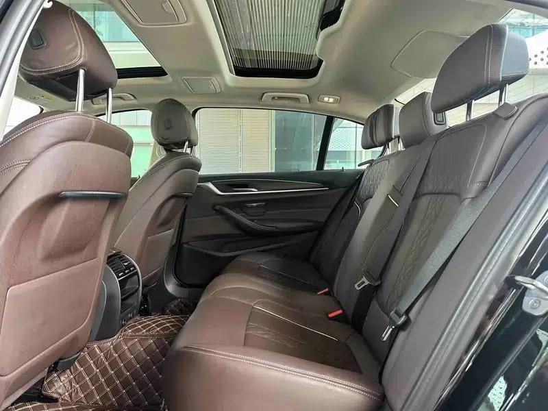 BMW 5 Series 2019 530Li Leading Luxury Package — миниатюра 17