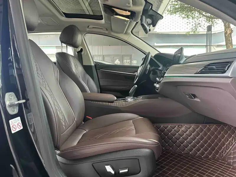BMW 5 Series 2019 530Li Leading Luxury Package — миниатюра 21