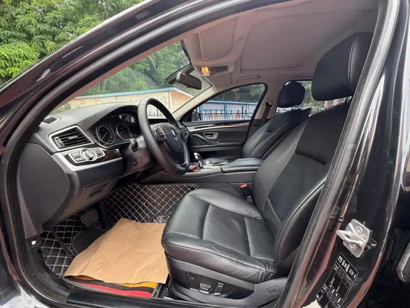 BMW 5 Series 2010 523Li Leading Edition — миниатюра 8