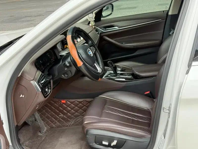 BMW 5 Series 2020 530Li Leading Luxury Package — миниатюра 8