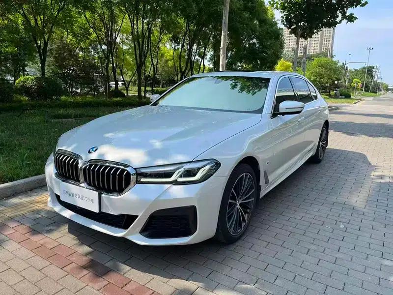 2023 BMW 5 Series Facelift 530Li Leading Edition M Sport Package — миниатюра 1