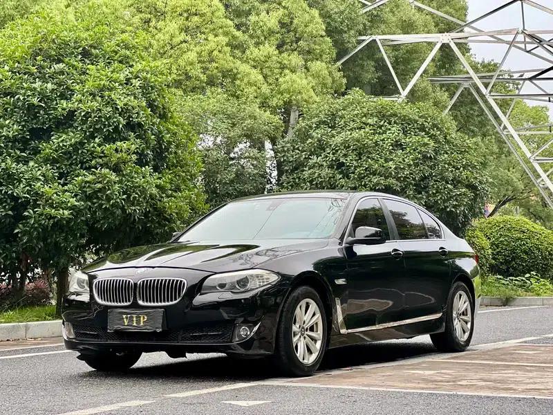 BMW 5 Series 2013 525Li Leading Edition — миниатюра 1