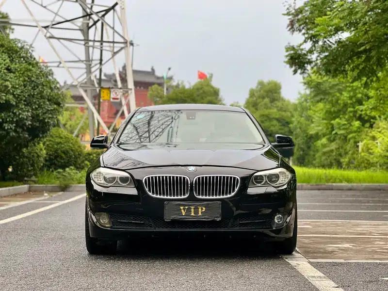 BMW 5 Series 2013 525Li Leading Edition — миниатюра 2