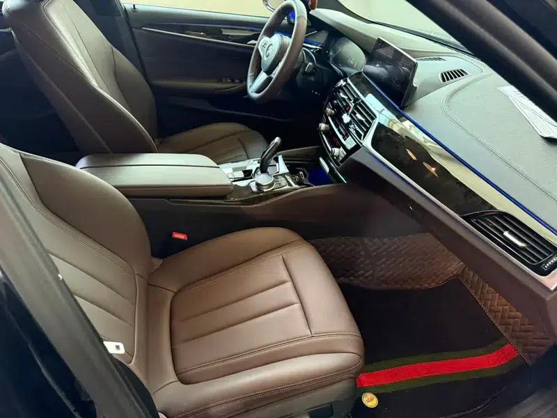 2019 BMW 5 Series Facelift 525Li M Sport Package — миниатюра 7