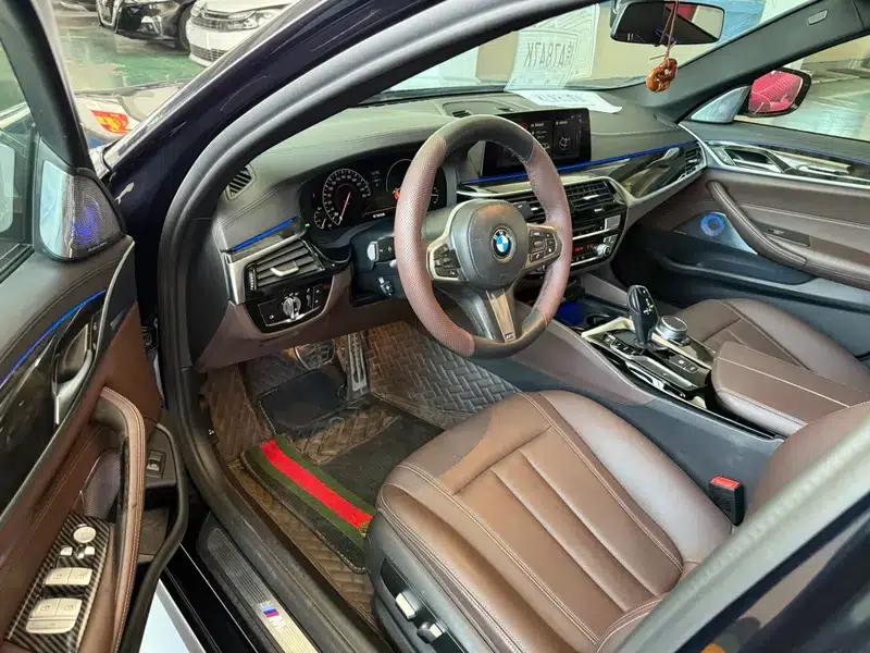 2019 BMW 5 Series Facelift 525Li M Sport Package — миниатюра 9