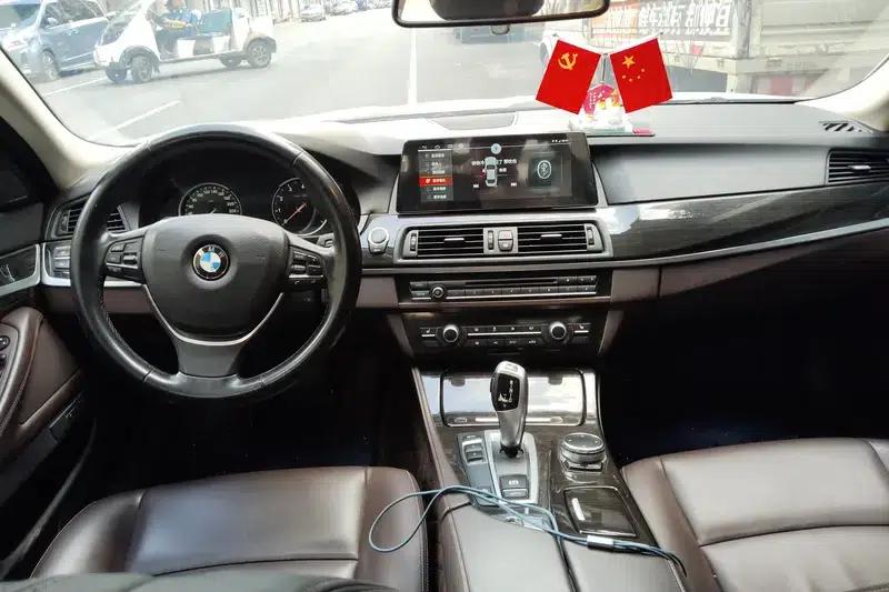 2017 BMW 5 Series 525Li Luxury Design Package — миниатюра 14