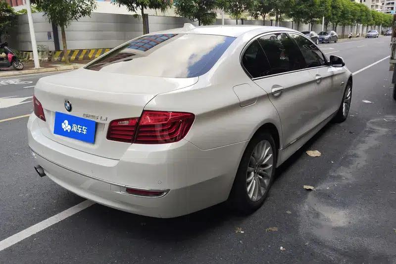 2017 BMW 5 Series 525Li Luxury Design Package — миниатюра 3