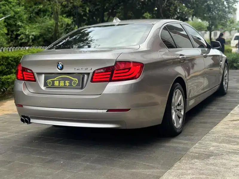 BMW 5 Series 2010 523Li Leading Edition — миниатюра 6