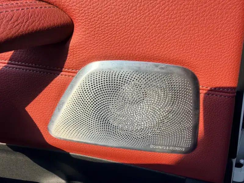 2020 BMW 5 Series 530Li Luxury M Sport Package — миниатюра 8
