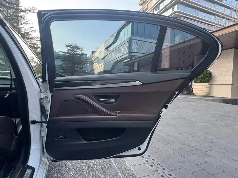 2014 BMW 5 Series 525Li Luxury Design Package — миниатюра 17