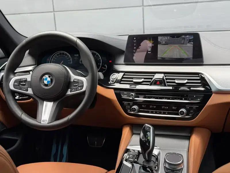 2018 BMW 5 Series (Imported) 525i M Sport Package — миниатюра 12