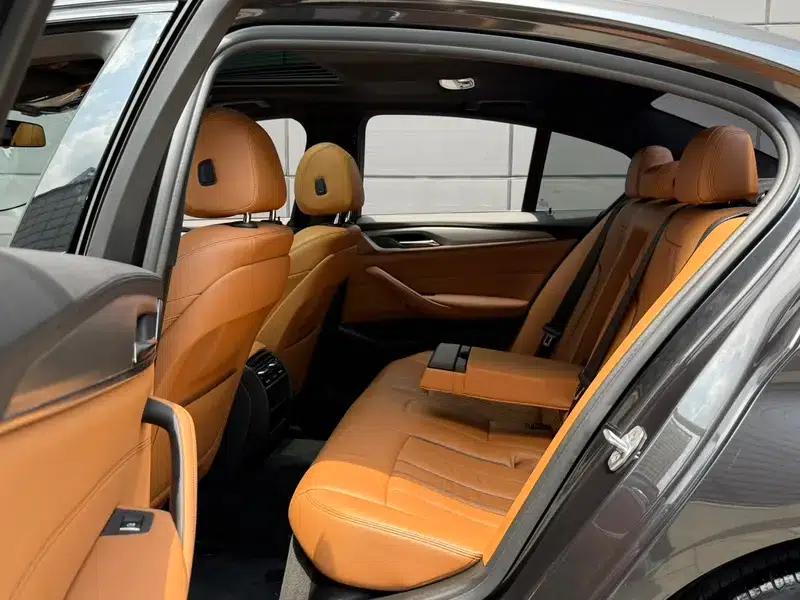 2018 BMW 5 Series (Imported) 525i M Sport Package — миниатюра 14