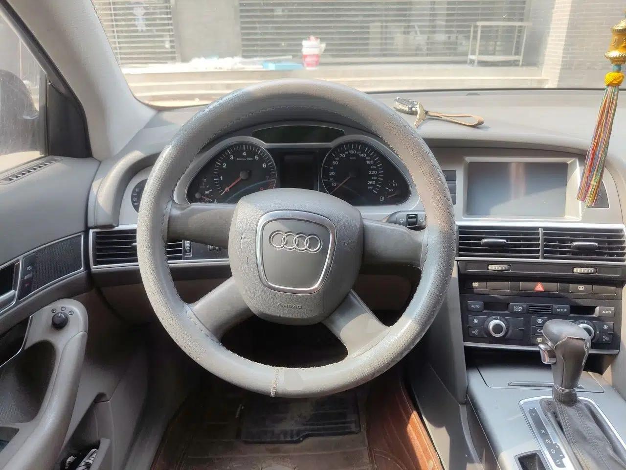 Audi A6L 2008 2.0T Automatic Standard Edition — миниатюра 10