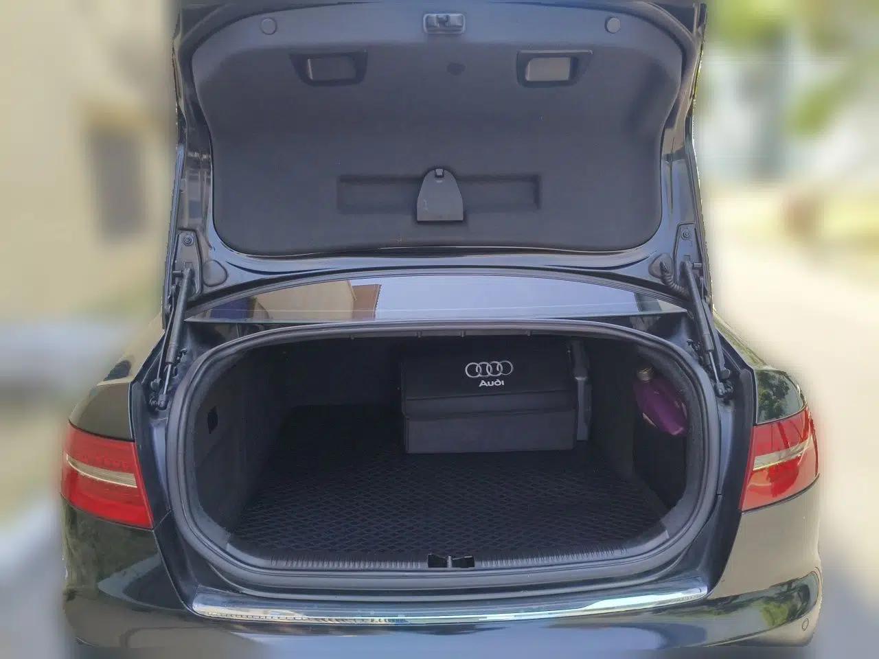 Audi A6L 2009 2.8 FSI quattro Luxury Model — миниатюра 19