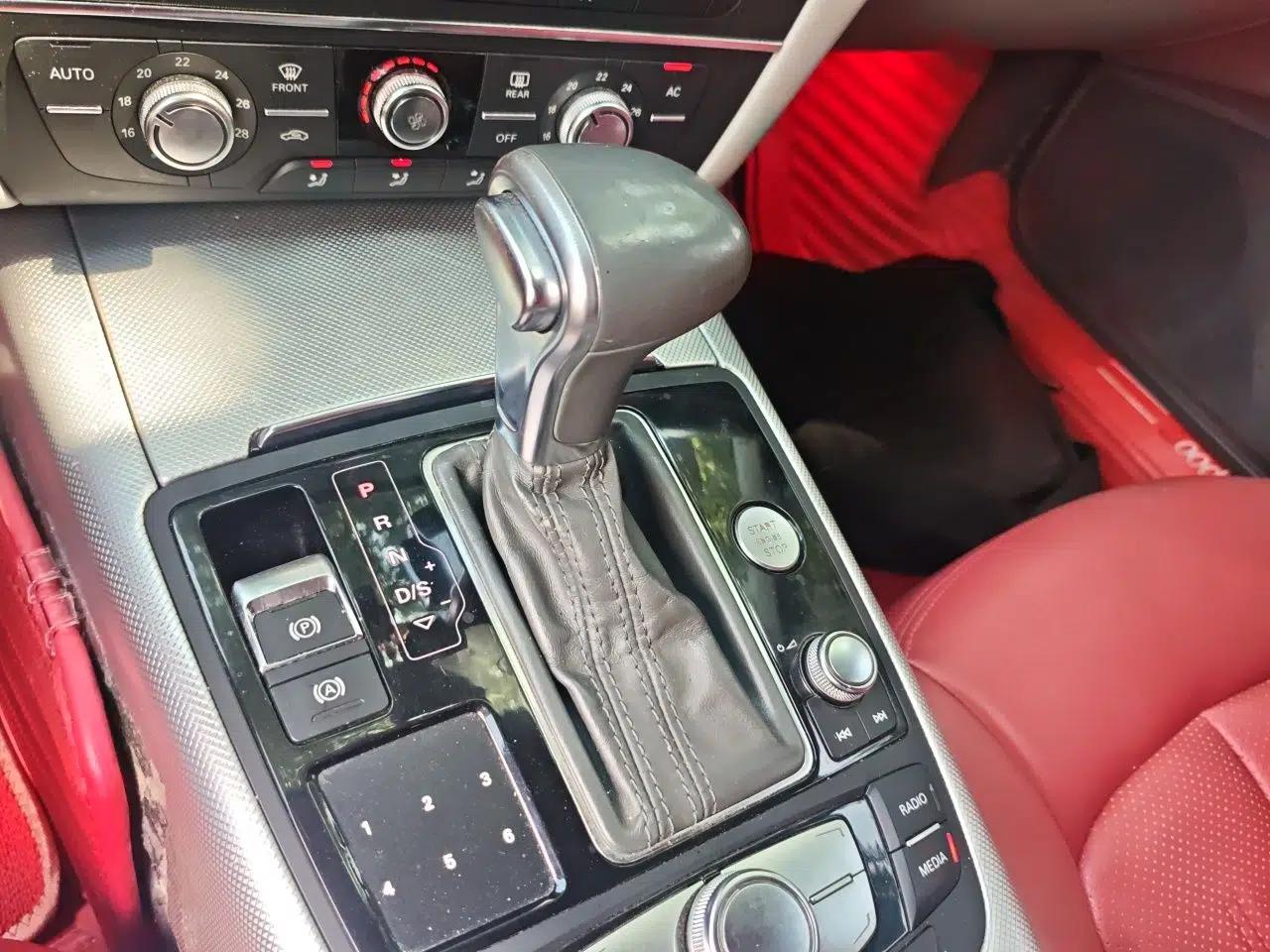 Audi A6L 2012 TFSI Standard Model — миниатюра 14