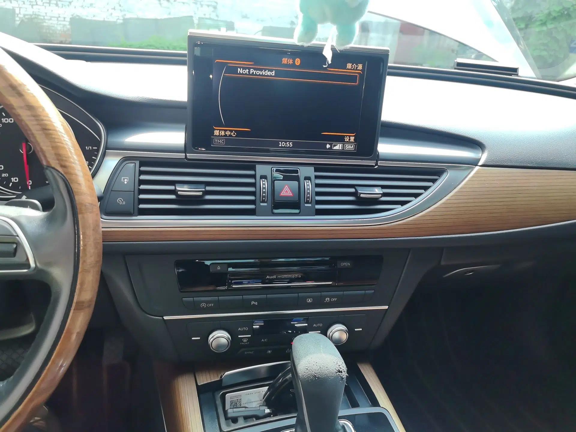 Audi A6L 2018 30th Anniversary Edition 30 FSI Style Model — миниатюра 13