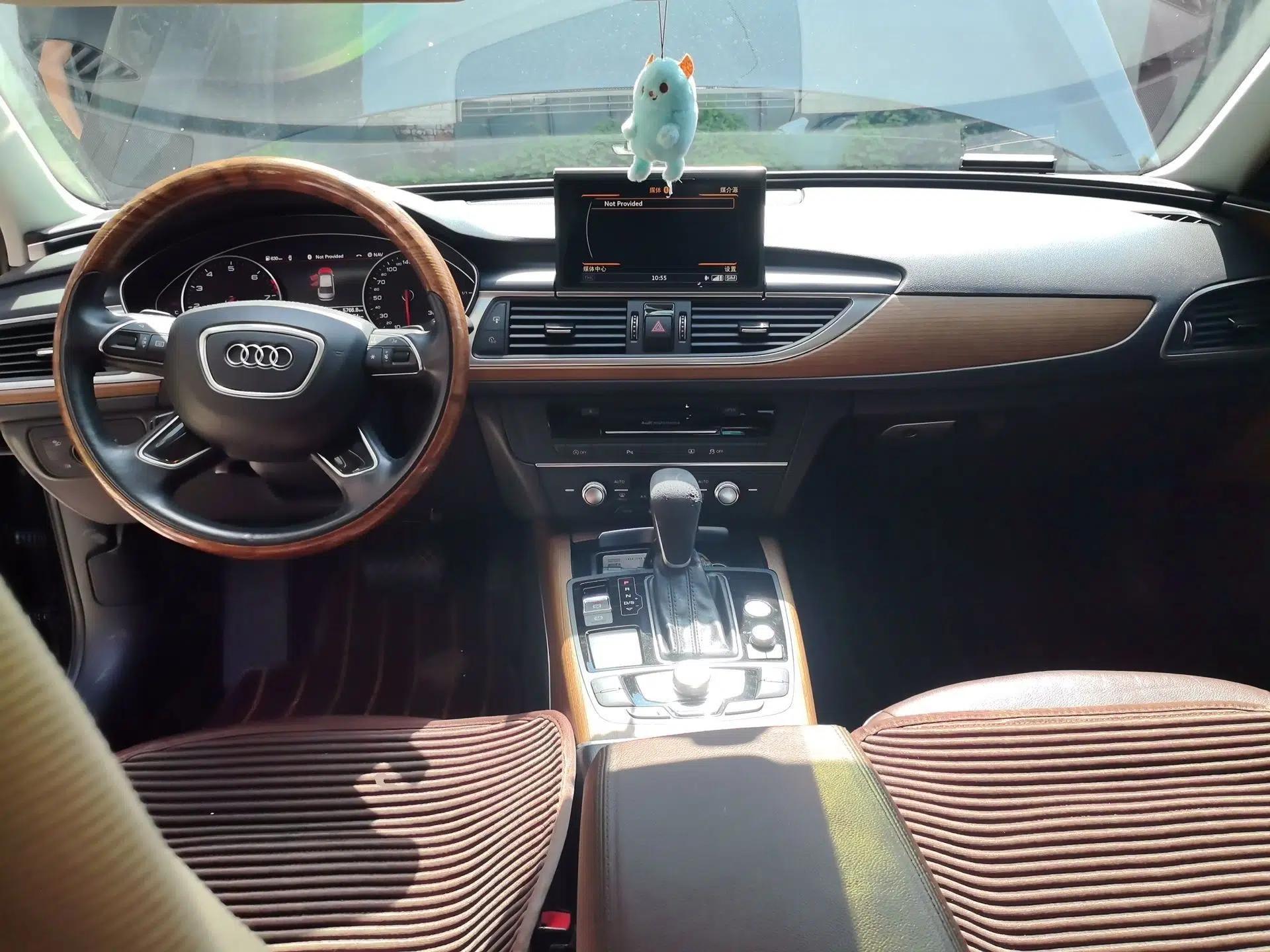 Audi A6L 2018 30th Anniversary Edition 30 FSI Style Model — миниатюра 9