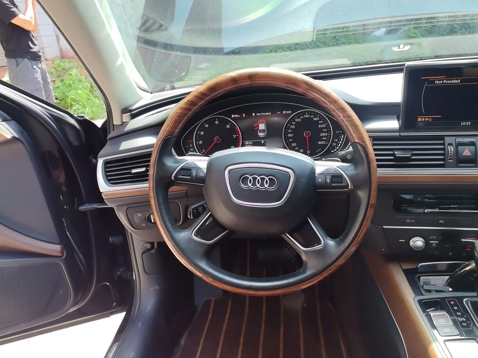 Audi A6L 2018 30th Anniversary Edition 30 FSI Style Model — миниатюра 10