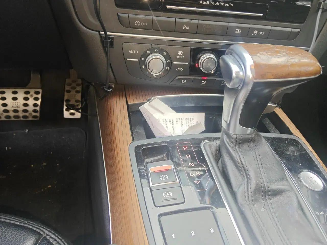 Audi A6L 2014 TFSI Standard Model — миниатюра 14