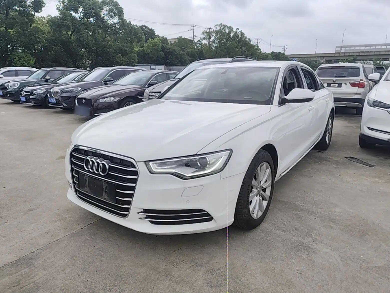 Audi A6L 2014 30 FSI Comfort Model — миниатюра 1