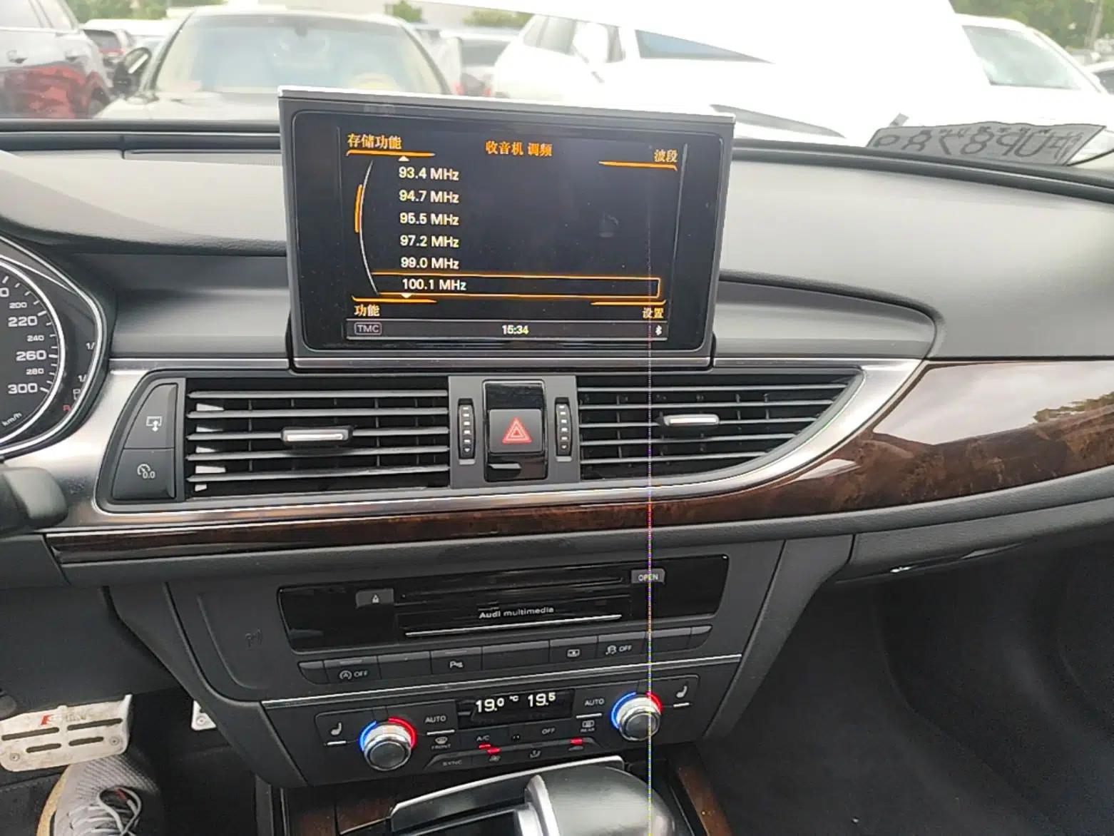 Audi A6L 2014 30 FSI Comfort Model — миниатюра 15