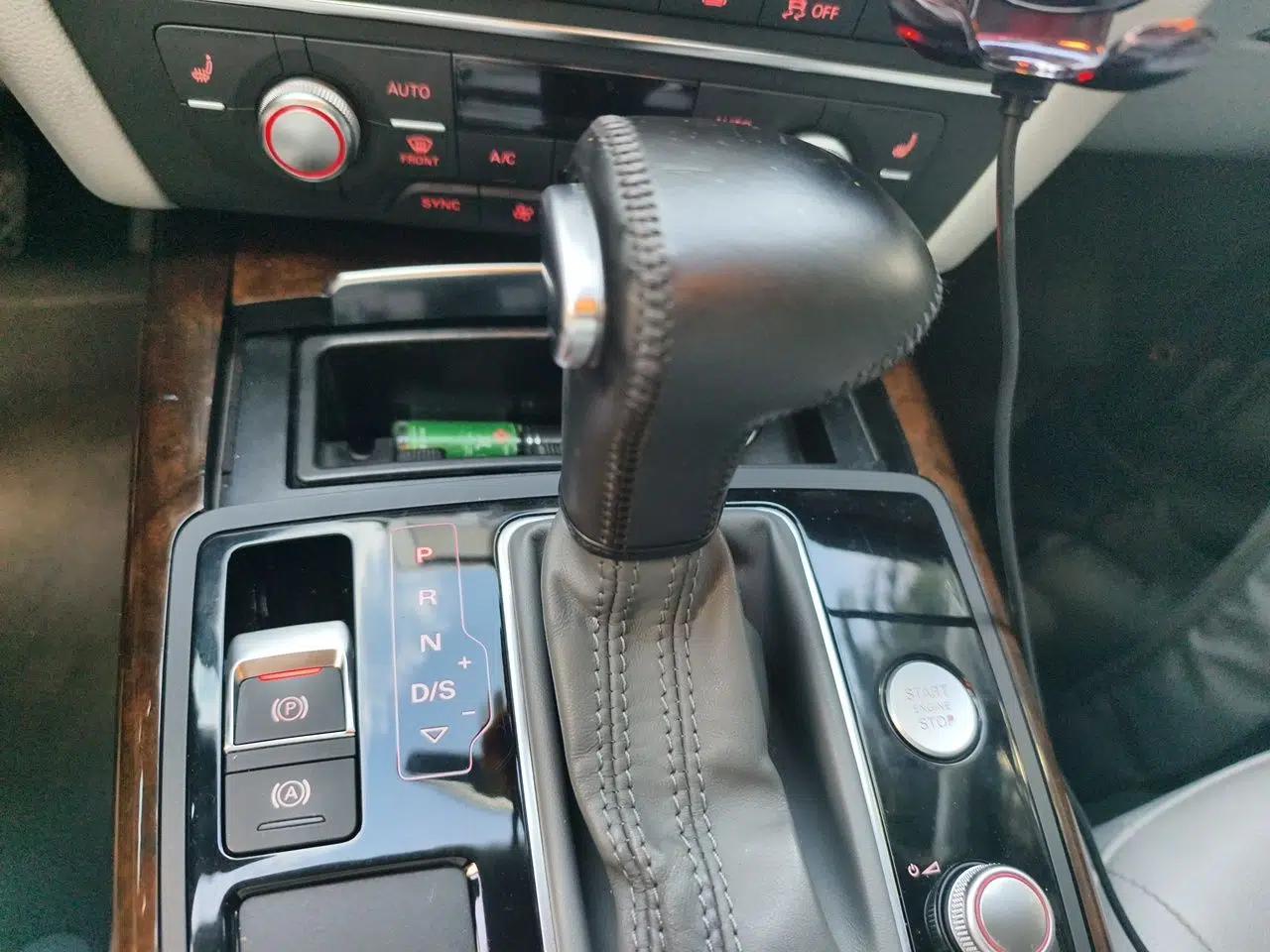 Audi A6L 2014 30 FSI Comfort Model — миниатюра 14