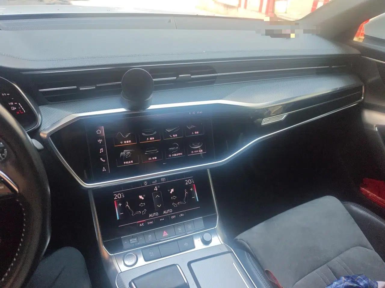 Audi A6L 2019 40 TFSI Luxury Dynamic Model — миниатюра 13