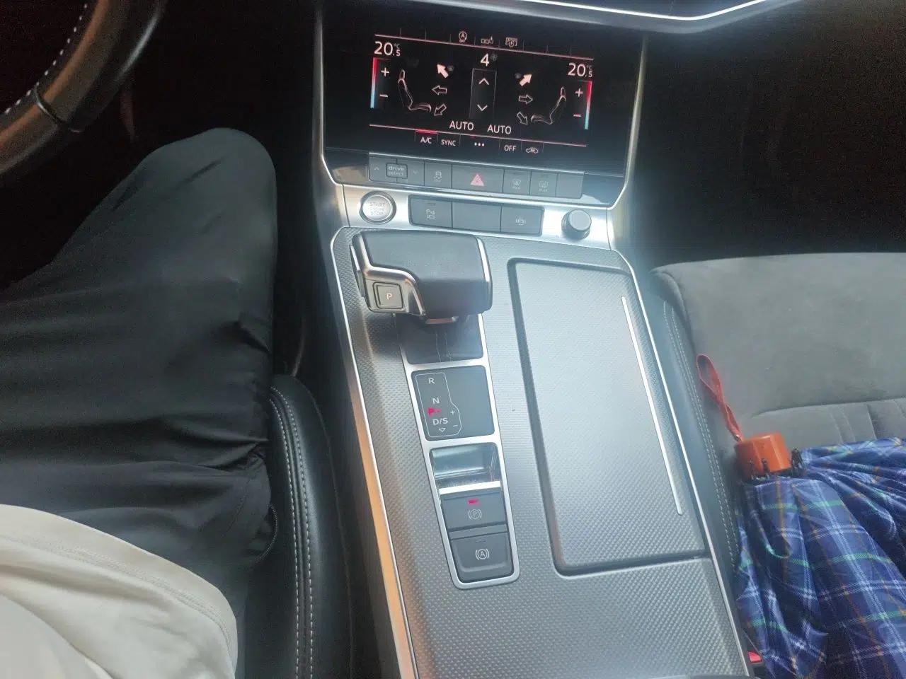 Audi A6L 2019 40 TFSI Luxury Dynamic Model — миниатюра 14