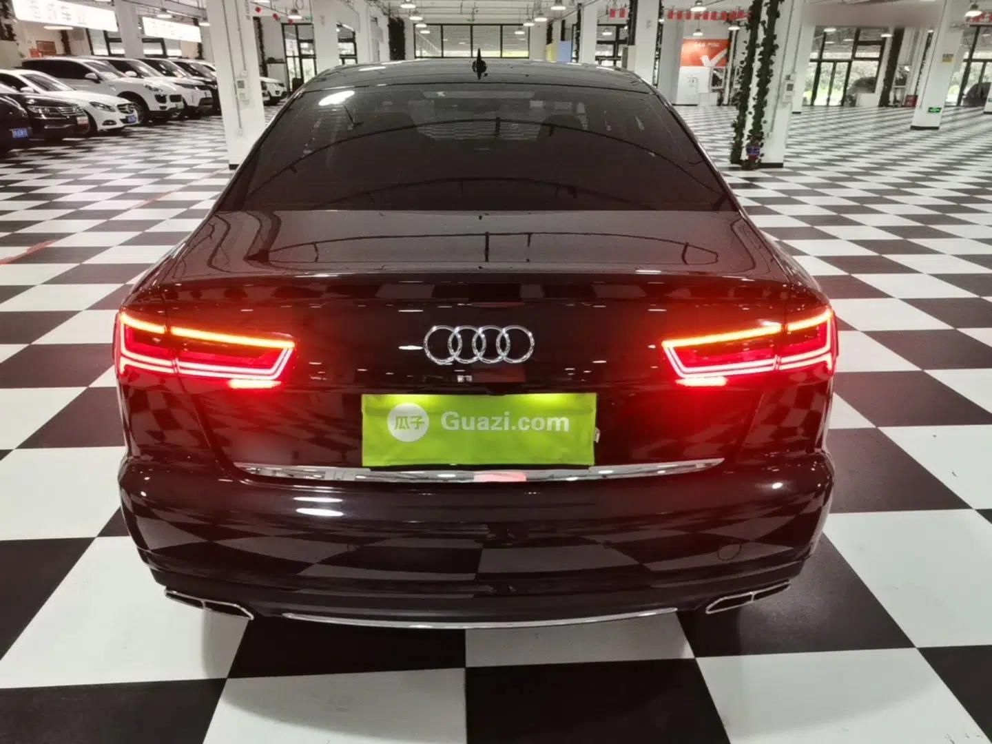 Audi A6L 2018 30th Anniversary Edition TFSI Trendy Model — миниатюра 5