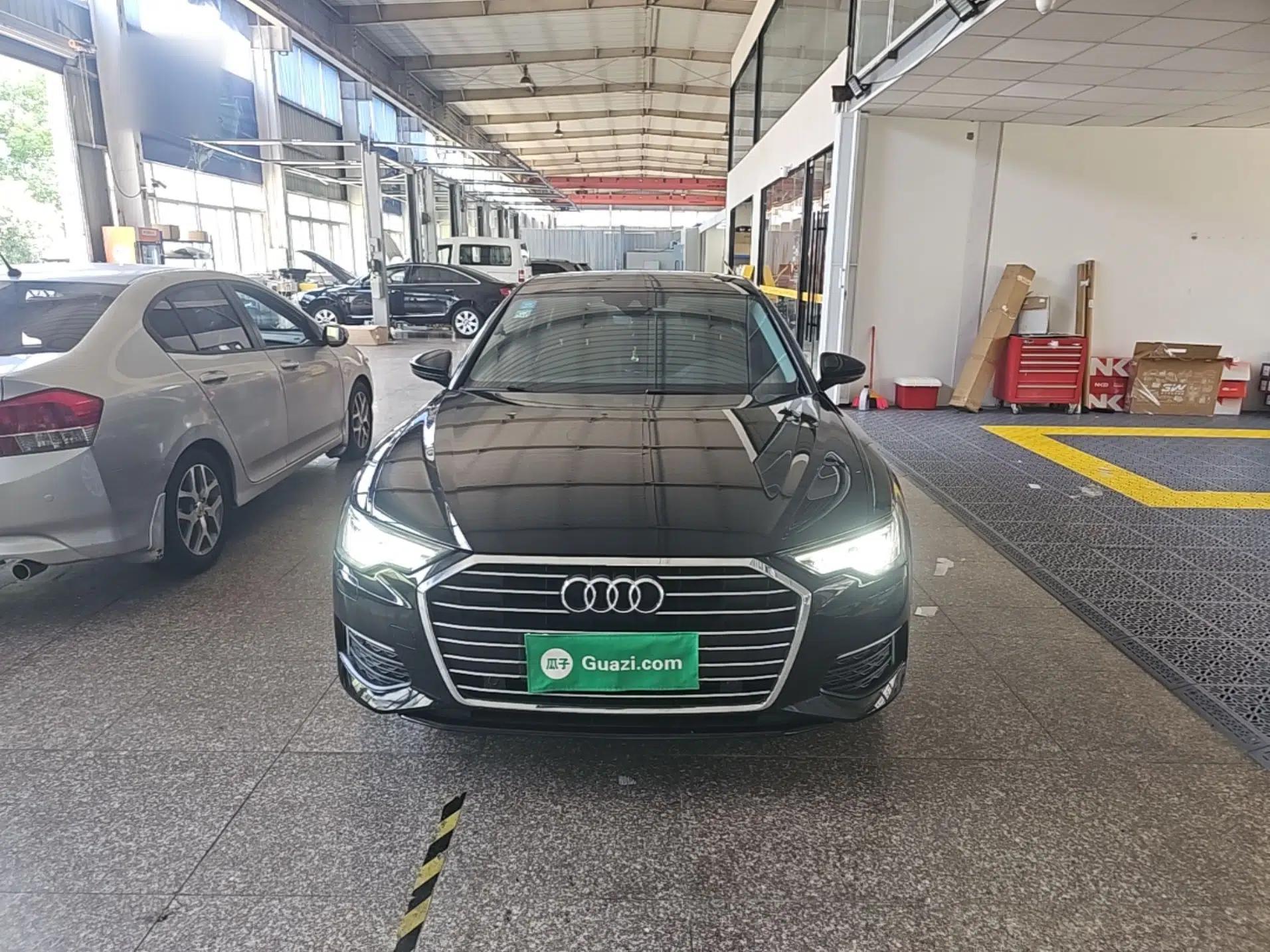 Audi A6L 2021 40 TFSI Luxury Prestige Edition — миниатюра 2