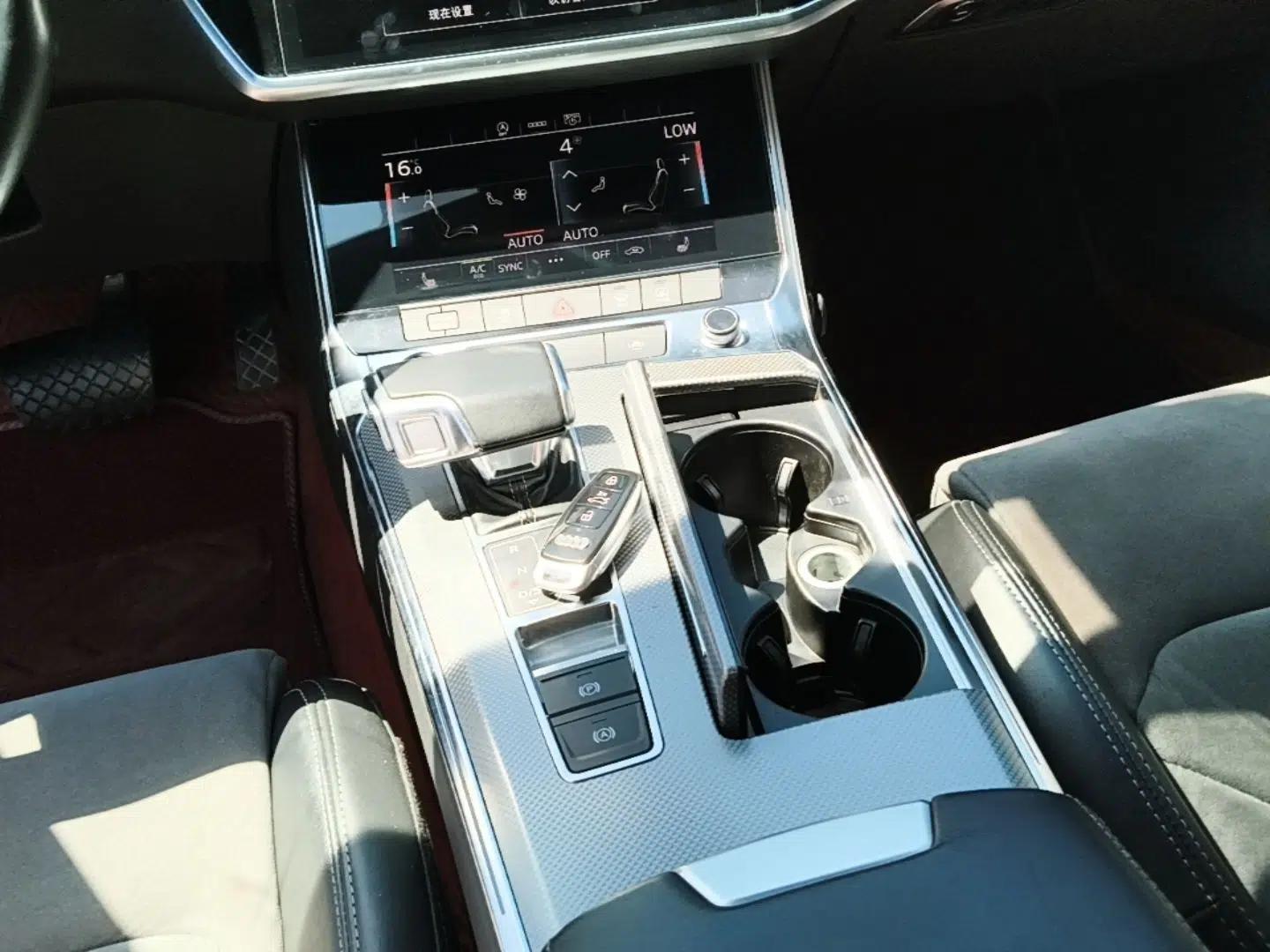 Audi A6L 2022 45 TFSI quattro Prestige Dynamic Edition — миниатюра 21