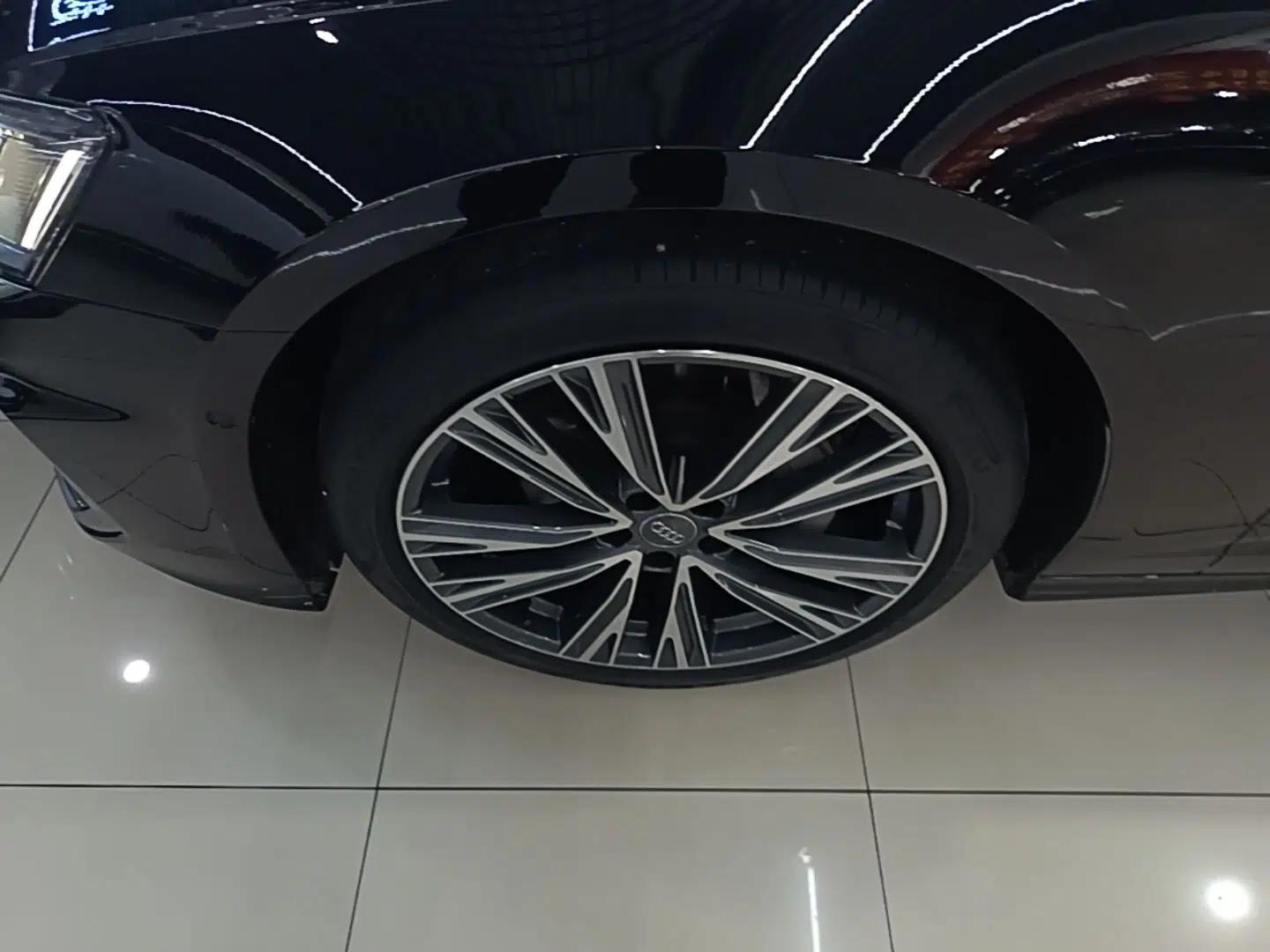 Audi A6L 2020 45 TFSI quattro Prestige Dynamic Edition — миниатюра 10