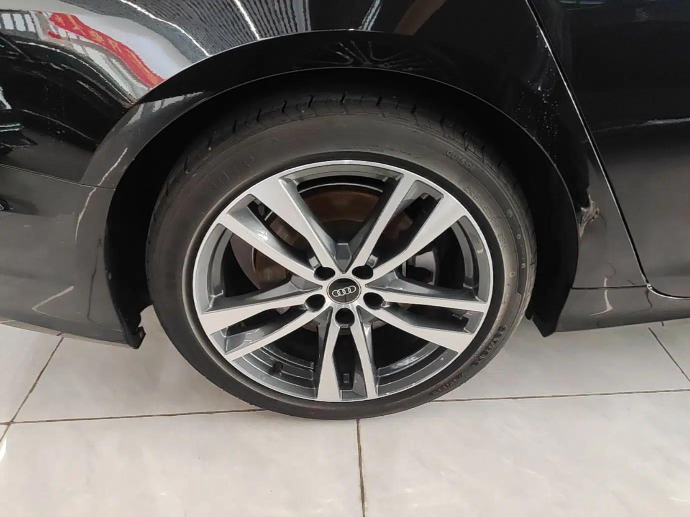 Audi A6L 2023 40 TFSI Luxury Dynamic Model — миниатюра 16