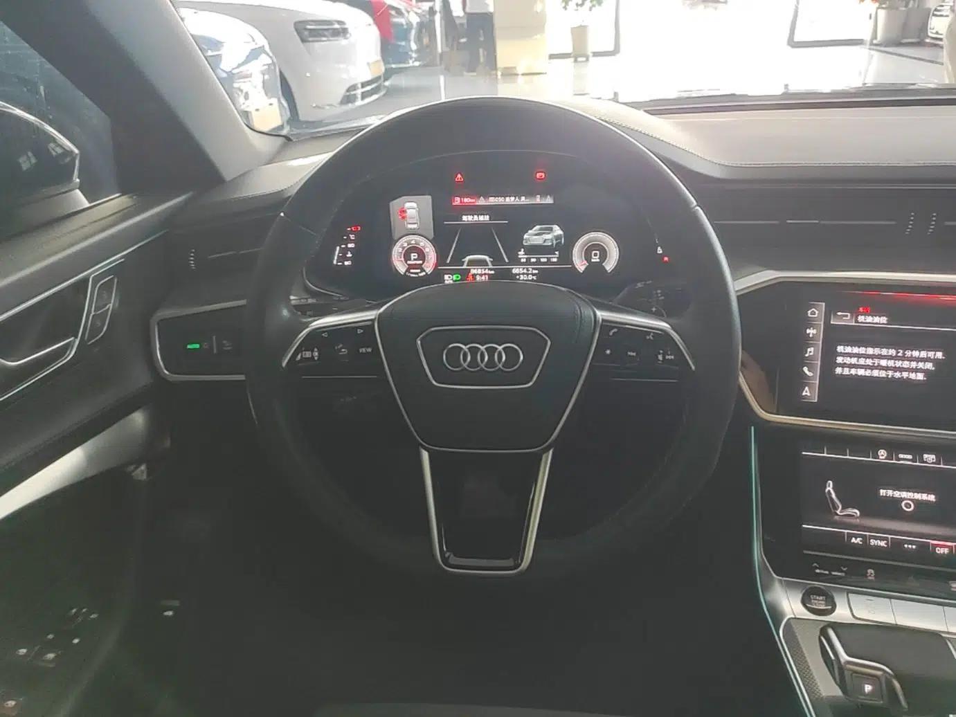 Audi A6L 2023 40 TFSI Luxury Dynamic Model — миниатюра 18