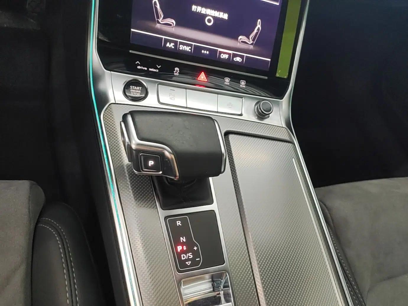 Audi A6L 2023 40 TFSI Luxury Dynamic Model — миниатюра 21