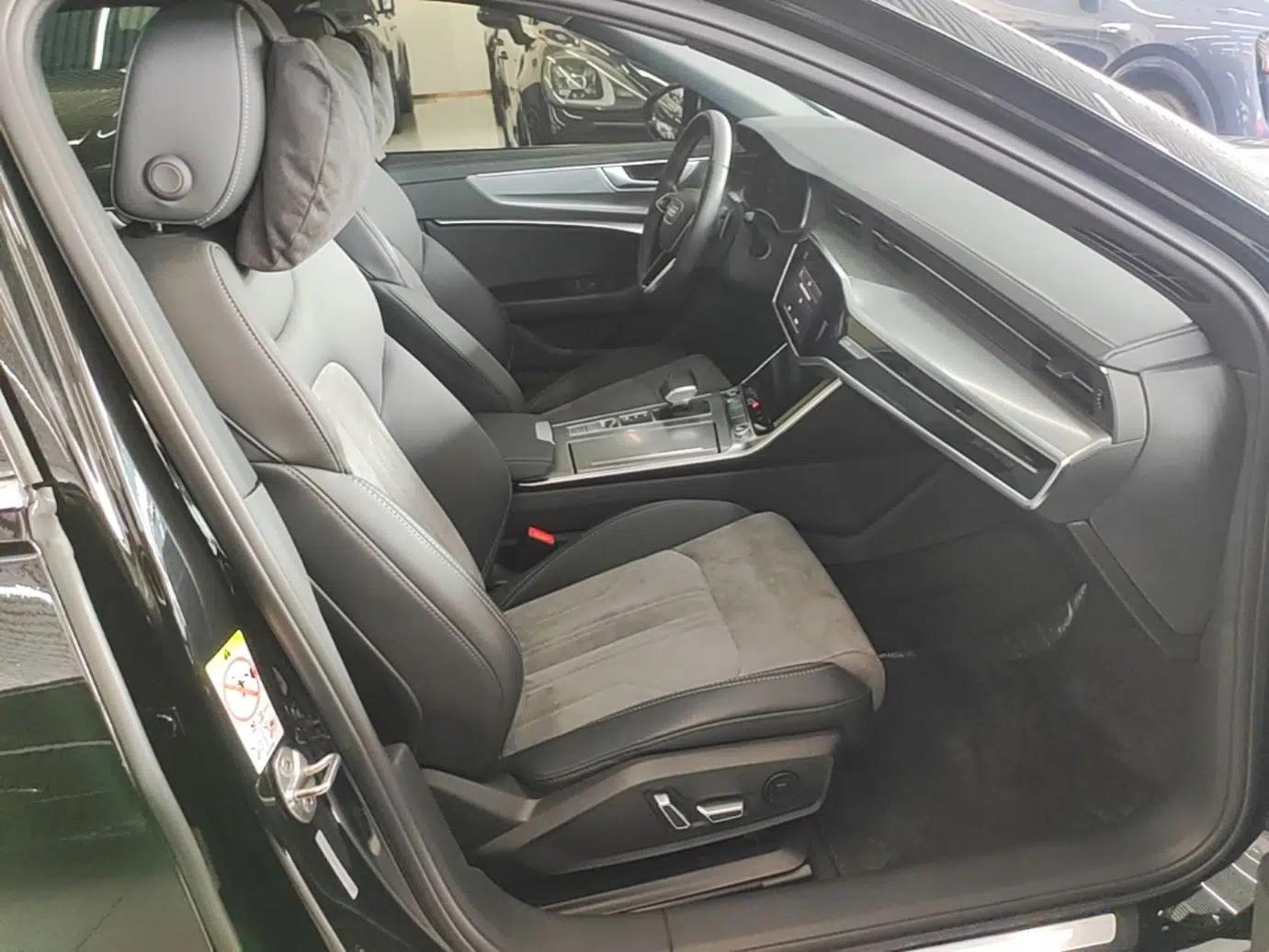 Audi A6L 2023 40 TFSI Luxury Dynamic Model — миниатюра 24