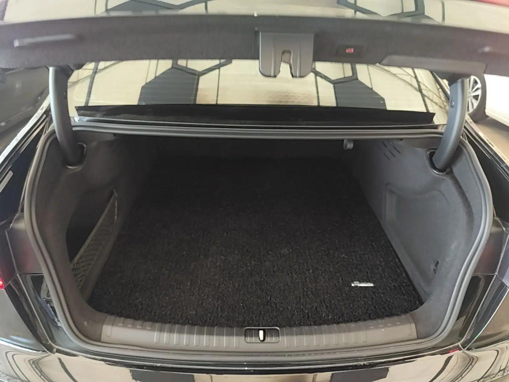 Audi A6L 2021 45 TFSI quattro Prestige Dynamic Edition — миниатюра 22