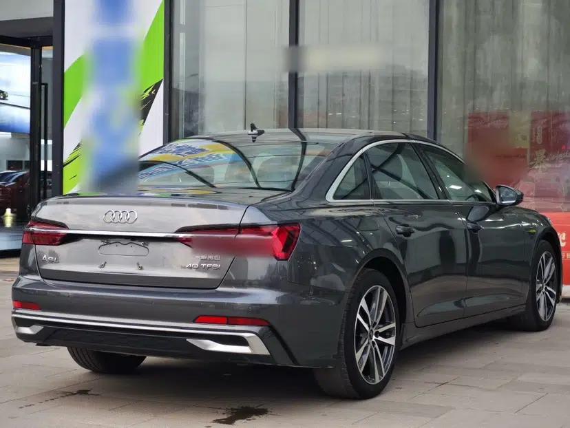 Audi A6L 2023 Revised 40 TFSI Luxury Dynamic Edition — миниатюра 2